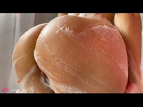 ❤️ Brunette Masturbates Pussy ak Vibrateur nan Orgasm Entans nan Douch ️ Slope nan nou ☑